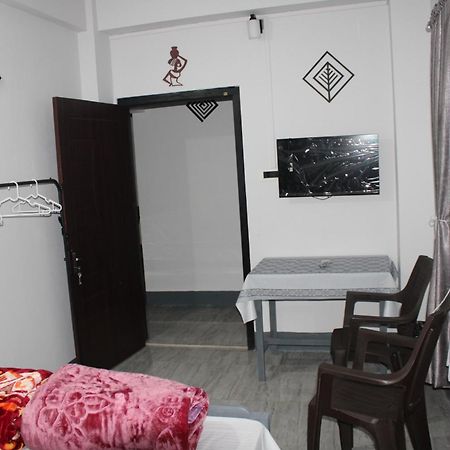 Halabella Homestay Shillong Exterior foto